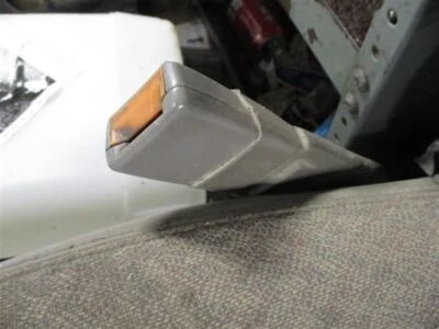 Fivela de cinto de segurança dianteira para motorista 98-02 EXPRESS 1500 VAN 377281 - Imagem 1 de 4