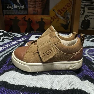 Size 6c - Ugg T Rennon Low Sneakers Kids Chestnut Brown Hook Loop Slip On Shoes - Picture 1 of 6