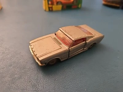 Modellino auto scala 1:43 ford mustang fastback 2+2 corgi toys diecast vintage - Immagine 1 di 4
