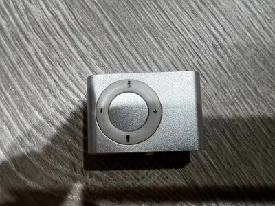 Apple ipod shuffle 2nd generation - Image 1 of 4