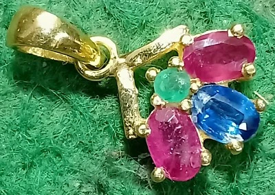 Natürliche Rubin & Smaragd Saphir Zierliche Charms 925 Sterlingsilber Handmade - Bild 1 von 4