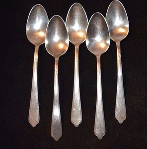 Holmes & Edwards IS Guest Of Honor Teaspoons, set of 5 6" - Picture 1 of 6