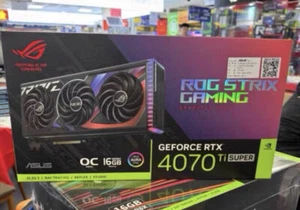 ASUS ROG STRIX GeForce RTX 4070 Ti SUPER 16GB GDDR6X GAMING scheda grafica usata - Foto 1 di 3