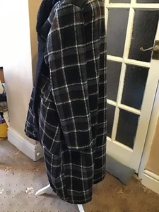 Damen Karo Wickelmantel - Bild 1 von 4