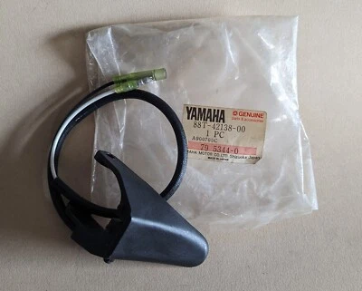 Yamaha 1972 PZ LE 1991-93 VT/VK/CS/ET/PZ Snowmobile Throttle Lever NOS - Image 1 of 2