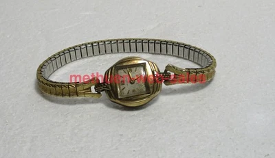 Ladies Wristwatches~Jordache,Creston,Voumard~Parts Only~Spiedel Band~Not Working - Image 1 of 3