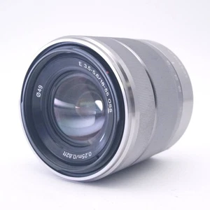 Lente Sony E 18-55 mm F3,5-5,6 OSS para montura E usada - Imagen 1 de 8