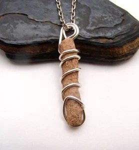 RARE UNUSUAL PRAYER PIPE LIGHTNING STRIKE SARAHA DESERT FULGURITE CRYSTAL #922 - Picture 1 of 2