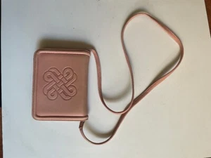 Luc Benoit leather crossbody pink 5"x7" - Picture 1 of 3