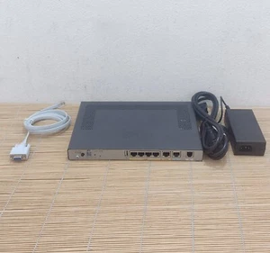 Cisco C927-4PM 927 Annexe M sur POTs et routeur 1GE Sec - Photo 1/1