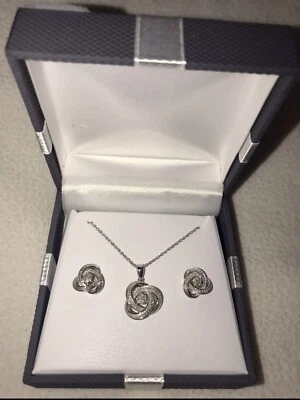 Juego de collar y pendiente de plata de ley de diamantes de 1/10ct tw de jc penny Foto 1 de 4