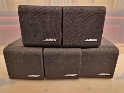 Bose Lautsprecher Cube Lifestyle Acoustimass Set aus 5 Stück für Heimkino - Bild 1 von 2