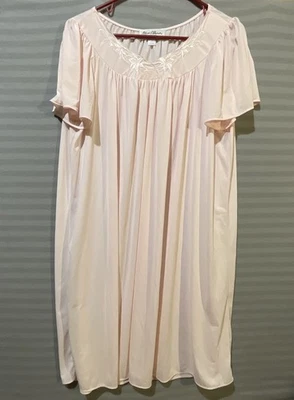 Camisón Miss Elaine Mujer Talla L Flutter Manga Corta Bordado Rosa Abuela Foto 1 de 4