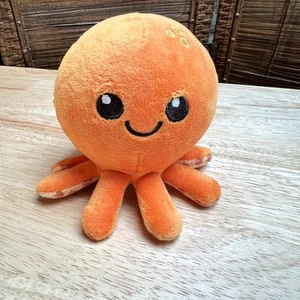 Orange Kawaii Oktopus Plüschtier, Aquarium an der Promenade Stofftier klein - Bild 1 von 5