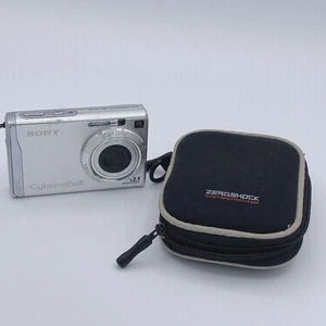Sony Cyber-shot DSC-W200 Compact Digital Camera 12.1MP with Case & Battery - Picture 1 of 11