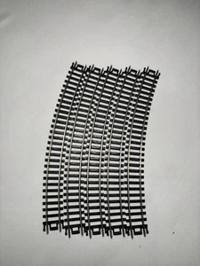 Atlas 2520 N Scale Curve 11" Radius Code 80 Nickel Silver Snap Track 5 Pcs - Picture 1 of 3