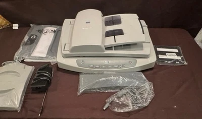 NEW IN BOX HP Hewlett Packard ScanJet 5590 Flatbed Scanner WITH CORDS - Image 1 of 2