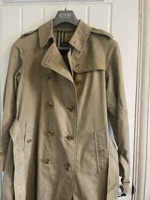 Vintage Burberry Women's  Honey Beige Cotton Trench Coat - Long - Size 12 - Image 1 of 4