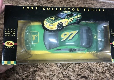 Coche diecast John Deere Motorsports #97 Chad Little 1997 Collector Series 1:24 Foto 1 de 4