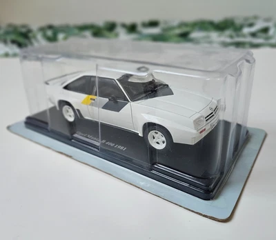 Opel Manta B 400 White 1981 1:24 Diecast Detailed Scale Model Car/Never Opened - Image 1 of 4