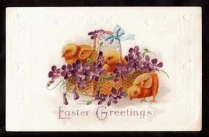 1916 geprägte Küken im Veilchen Blumenkorb Ostern Postkarte - Bild 1 von 1