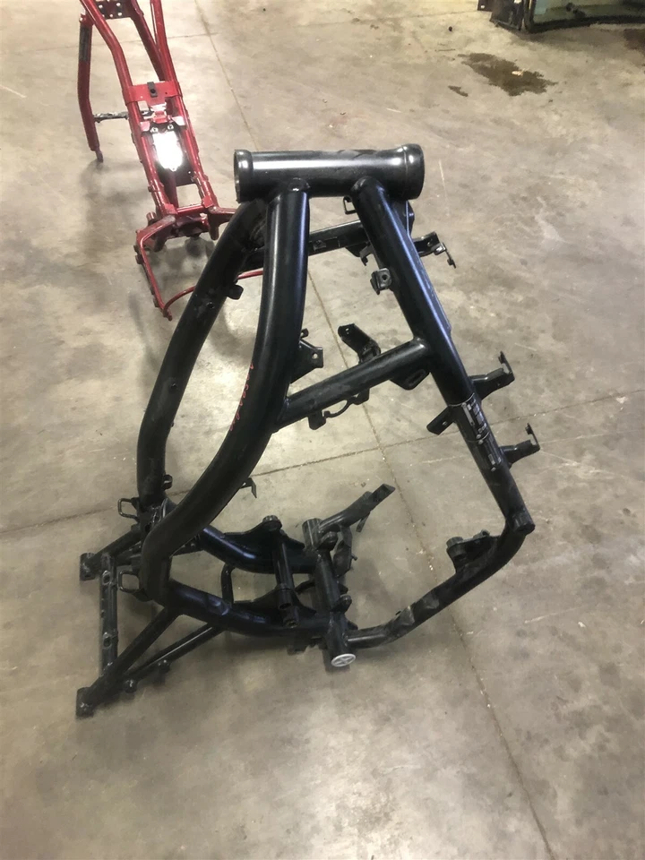 Chasis marco Aquila 09 Hyosung GV650 GV 650  Foto 1 de 4