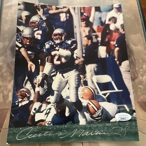 Signed New England Patriots Curtis Martin Action Photo Authentication JSA# - Picture 1 of 2