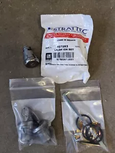 Strattec Replacement for GM Snap In Ignition Lock Coded - 607893 + Door Lock Cyl - Picture 1 of 2