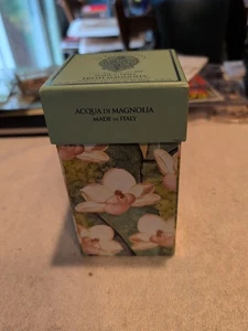 Set in scatola di 4 saponette scolpite La Florentina Fresh Magnolia 4 x 4 oz - Foto 1 di 3