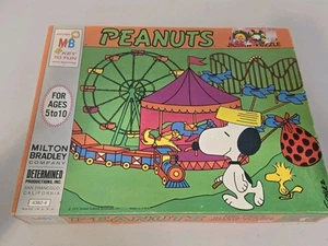 VINTAGE 1972 PEANUTS 100-PC PUZZLE COMPLETE - SNOOPY & WOODSTOCK AT CARNIVAL - Picture 1 of 5