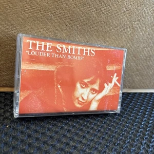 Louder Than Bombs / The Smiths (Cassette 1987, Sire) Morrissey Johnny Marr EX/EX - Picture 1 of 7