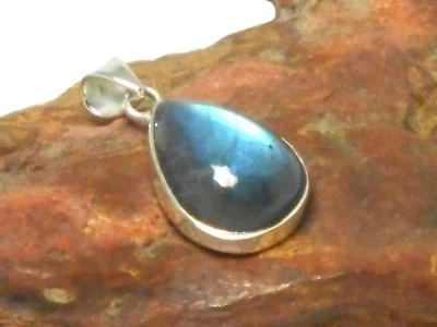 Teardrop LABRADORIT Sterlingsilber 925 Edelstein ANHÄNGER - Geschenkbox! - Bild 1 von 4