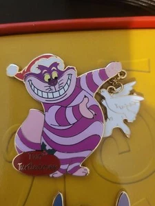 RARE LE 300 Disney Pin 12 Days of Christmas Cheshire Cat 2 Turtle Doves Dangle - Picture 1 of 1