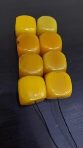 8X Antichi Dadi Cubo Ambra Bachelite Perline Faturan Tedesco dallo Yemen 219 G - Foto 1 di 10