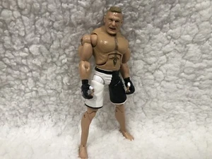 Loose- UFC- Jakks- Ultimate Fighting Exclusive- Brock Lesnar- UFC 81 Attire-2009 - Picture 1 of 6
