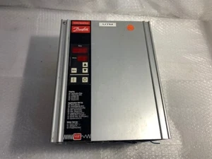 Accionamiento de velocidad variable Danfoss VLT 3002 175H1027 380-415V - Imagen 1 de 9