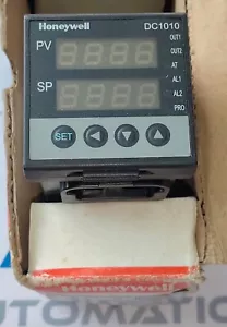 1Pz HONEYWELL DC1010CL-110-000-E Regolatore di Temperatura, 85-265VAC | DC1010 NUOVO - Foto 1 di 6