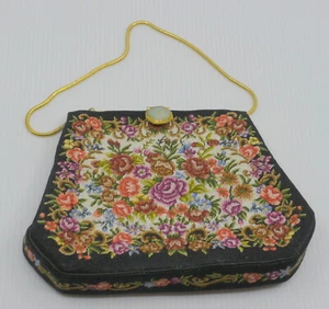 VINTAGE TAPESTRY, NEEDLEPOINT HANDBAG WITH FLOWER DECORATION, JADE INSET CLASP - Picture 1 of 5