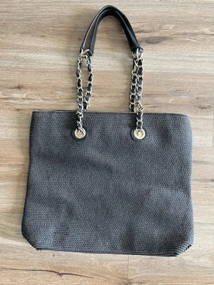 Bolso tejido Talbots cadena y asas de cuero negro dorado herrajes  Foto 1 de 4