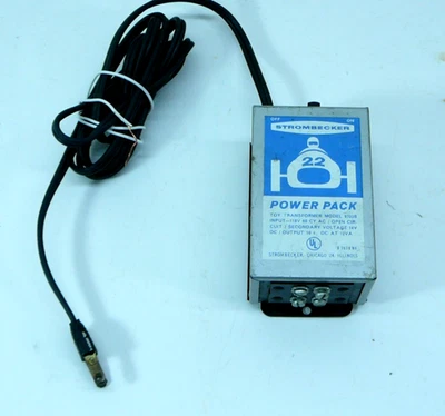 Paquete de fuente de alimentación Strombecker 1966 vintage ranura coche de carreras transformador modelo 9703G Foto 1 de 4