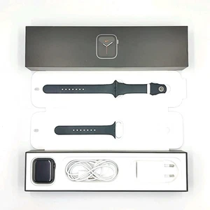 Apple Watch Series 5 GPS + LTE Cellular 44mm Space Grau Nike  Black Sports Band - Bild 1 von 2