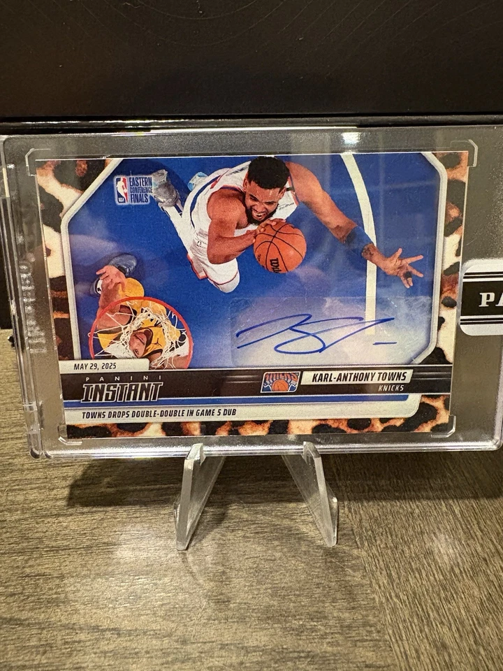 Karl Anthony Towns 2024-25 Panini Instantáneo Jaguar Automático 10/10 Knicks SSP Foto 1 de 2