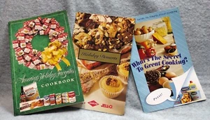 3 Cooking Booklets - Holiday Desserts 1994 Holiday Favorites 1993 Parkay Cooking - Picture 1 of 9