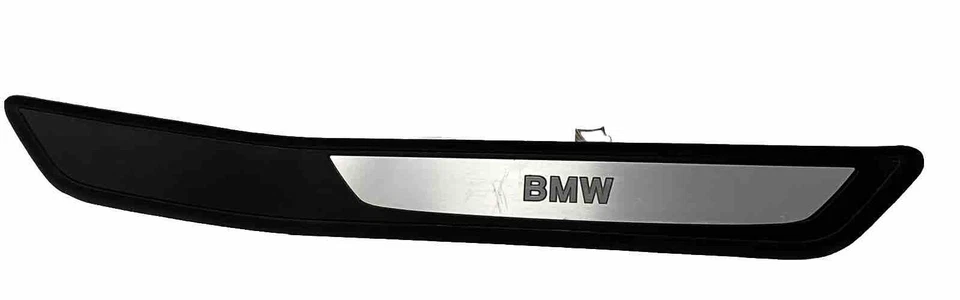 2014 BMW 750LI tampa traseira direita soleira degrau arranhão acabamento fabricante de equipamento original 22339910 - Imagem 1 de 4