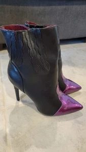 NWT Purple & Black Ursula Boots Women's Size 10 (more like 9) Hot Topic - Picture 1 of 3