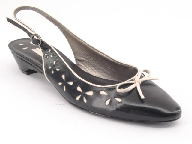 Nuevo BANDOLINO Cuero Mujer Informal Cordones Gatito Tacón Bomba Sandalia Zapato Talla 8 M Foto 1 de 1