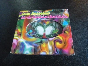 COFFRET CD + LIVRET "IRON BUTTERFLY : IN A GADDA DA VIDA" jaquette holographique - Picture 1 of 2