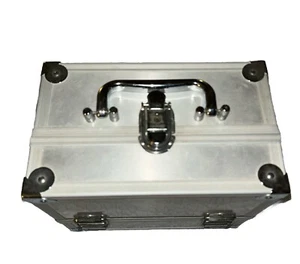 5.5x8x9 Metallic Silver Caboodles Jewelry, Makeup Vanity Organizer Train Case - Picture 1 of 22