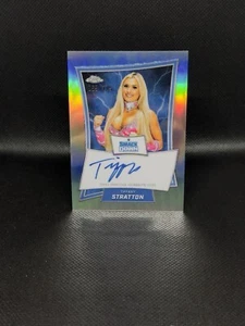 2025 Topps Chrome WWE Tiffany Stratton Auto Refractor /175 - Picture 1 of 3
