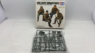 TAM35109 Soldats allemands Tamiya assis 1/35 - Photo 1/2